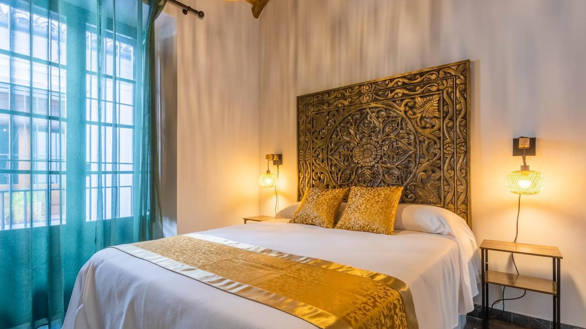 Al-Quivir Suites Córdoba